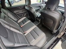 Volvo V60 T6 AWD R-DESIGN RECHARGE 2.0 257кВт