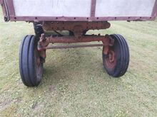 Traktor t-16MG