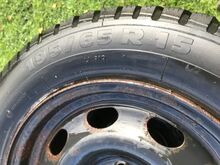 Opel Omega veljed koos rehvidega