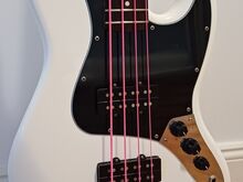 Fender Modern Jazz Bass