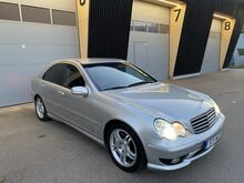 Mercedes-Benz C 32 AMG 3.2 V6 Kompressor 320kw