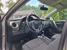 Toyota Auris. 2013 bensiin automaat