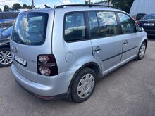 VOLKSWAGEN TOURAN 1.9l 77kw 2007a.