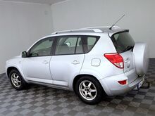 Тойота RAV4