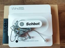 Aknapesurobot Schbot Wind X1