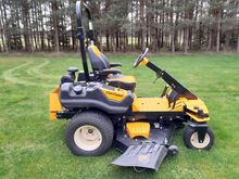 Садовый трактор Cub Cadet Tank SZ