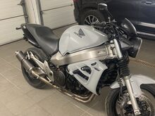 Honda x11