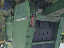 Heinaruloon John Deere 550 heinapress