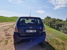 TOYOTA COROLLA VERSO