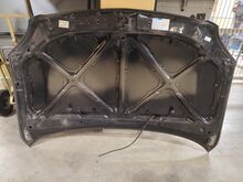 Капот Toyota Avensis T25 2003-2008