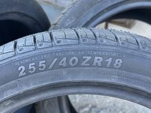 255/40ZR18 suverehvid