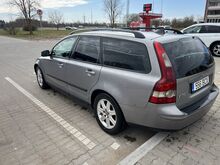 Вольво V50