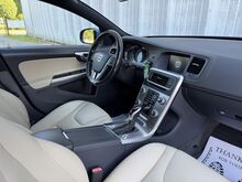 Volvo V60 Plug-In Hybrid AWD 2.4 D6 AWD 158kW