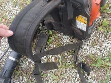 Lehepuhur Husqvarna 350BT