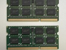 2 x Crucial 8GB DDR3 RAM 1600 SO-DIMM