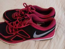 Naiste Nike jalatsid nr 39,stm 25 cm.