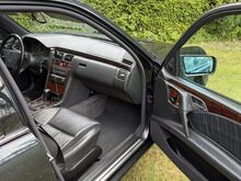 ​M: Mercedes-Benz E320 W210 3.2 162kW (Elegance)