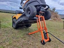 Hooldus- ja pesemispukk murutraktorile / ATV-le