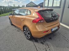 Volvo v 40 diisel manuaal