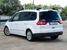 Ford Galaxy 7-Kohaline, Solar esiklaas