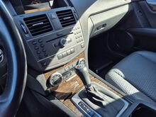 Mercedes-Benz C 200 Elegance 2.0 135kW