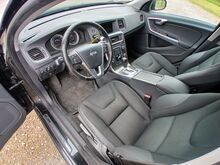 Volvo V60 MOMENTUM 2.0 D 120kW 2011A