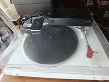 Plaadimängija AT-LP3WH