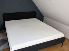 SLATTUM voodiraam + mäluvahust madrats 160 × 200cm