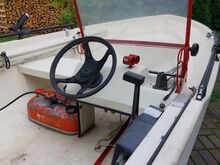 Моторная лодка Suvi 390