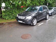 Mercedes benz m320