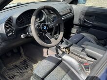 BMW E36 318i 85кВт
