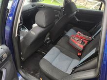 Volkswagen golf 1,9 td 96 kw aasta 2005 automaat