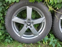 Valuveljed Toyota RAV4, rehvid 235/55/R18