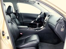 Lexus IS 220