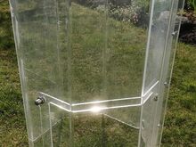 Terraarium, PLEKSIKLAASIST UKSEGA KUPPEL