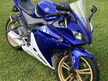 Yamaha YZF-R125 2010