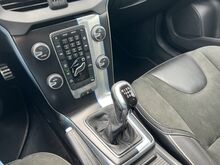 TOODUD HOLLANDIST Volvo V40 R-Design 1.6 D2 84kW