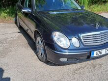 Mercedes Benz  E 220