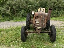 Traktor DT-14