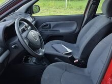 Renault Clio 1.1 54 kw 2007a manuaal 5 käiku