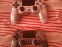 2 PS4 juhtmevaba pulti (hall ja hõbedane)