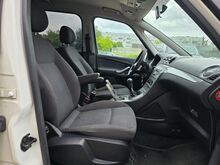 Ford Galaxy 1.8d 92kw 7-kohaline manuaal