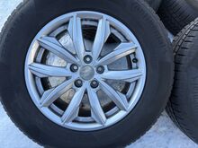 Audi 17 tolli originaal valuveljed rehvidega