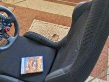 Playseat Evolution, Driving Force G29, käigukang