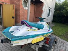 Jett Yamaha Waverunner 700 cc koos treileriga.