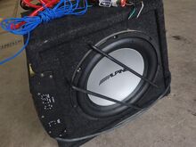 Alpine subwoofer+võimendi ja kaablid