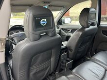 TOODUD HOLLANDIST Volvo XC90 2,4 D5 136kw, 7 KOHTA
