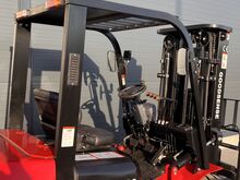 Дизельный погрузчик TCF FD30T2