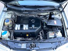 VOLKSWAGEN GOLF /NAHKSISU/ AUTOMAAT/ ÜV 08.2027