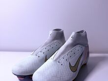 Футбольные бутсы Nike Phantom Vision Academy DF FG